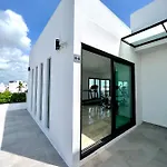 Amazing Apt Close To The Beach!